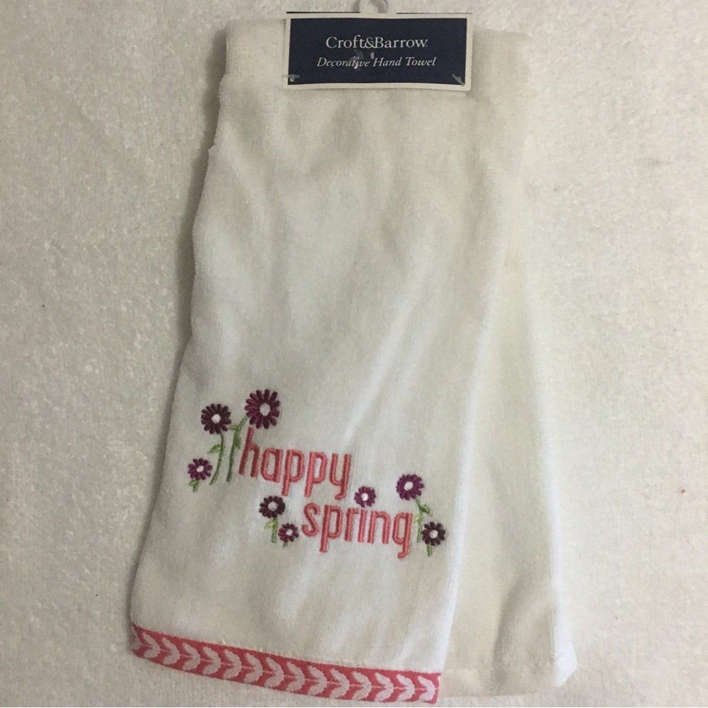 Mother’s Day gift NWT Croft & Barrow happy spring dish towel